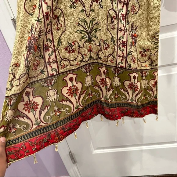 Lime green three piece salwar kameez - Picture 4 of 7